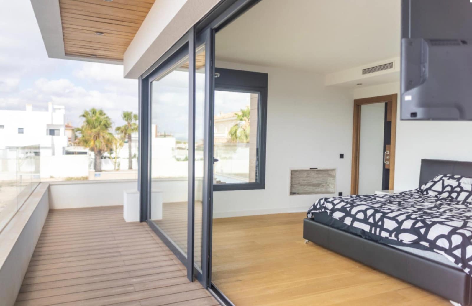 3 sovrum Villa till salu i Ciudad Quesada med pool - 1 595 000 € (Ref: 8367287)