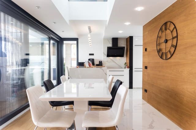 3 sovrum Villa till salu i Ciudad Quesada, Rojales med pool - 1 595 000 € (Ref: 8367287)