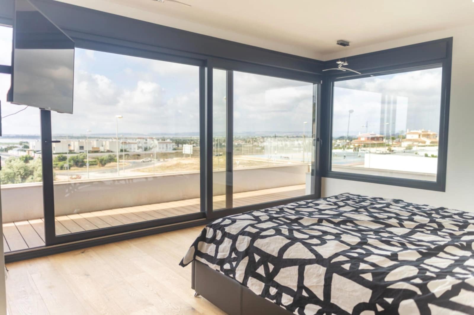 3 sovrum Villa till salu i Ciudad Quesada med pool - 1 595 000 € (Ref: 8367287)