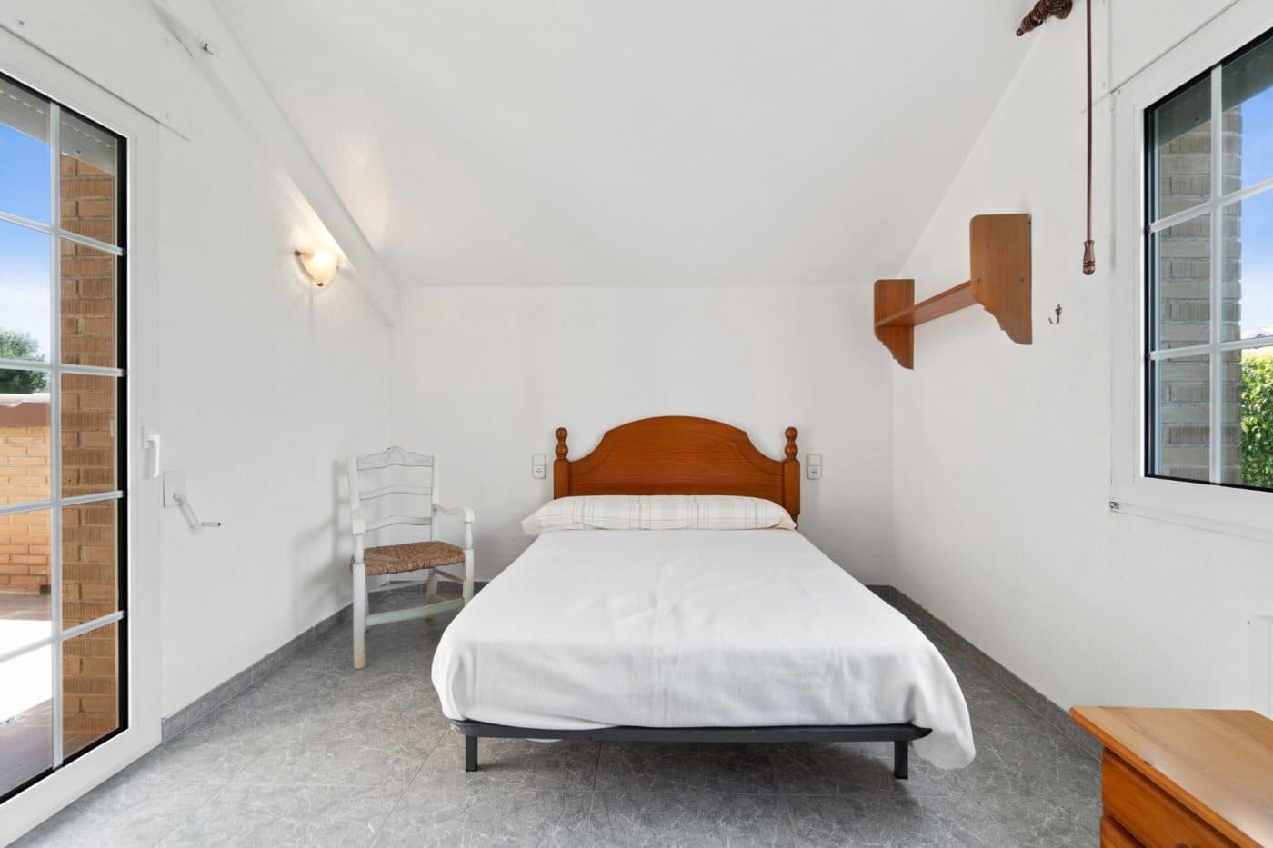 5 soverom Villa til salgs i La Veleta med svømmebasseng garasje - € 1 200 000 (Ref: 8371031)