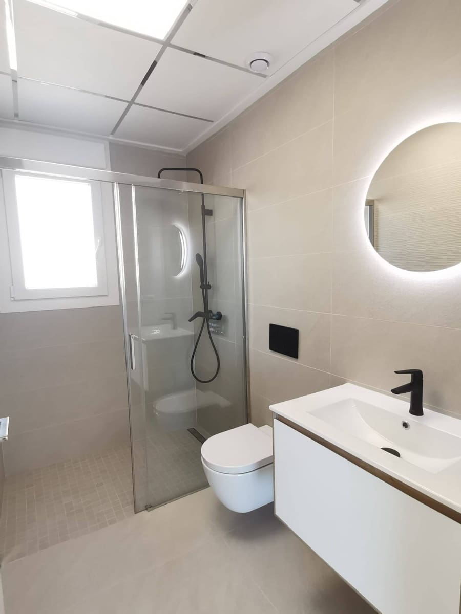 3 makuuhuone Huvila myytävänä paikassa Ciudad Quesada mukana uima-altaan - 549 000 € (Ref: 8382863)