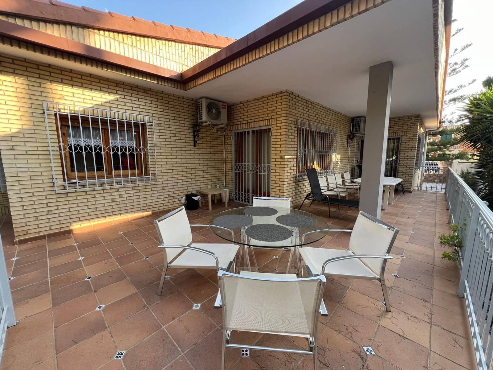 4 Zimmer Villa zu verkaufen in Campoamor mit Pool - 850.000 € (Ref: 8448452)