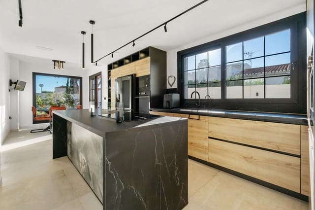 5 sovrum Villa till salu i El Chaparral - La Siesta - La Torreta, Torrevieja med pool garage - 1 250 000 € (Ref: 8706992)