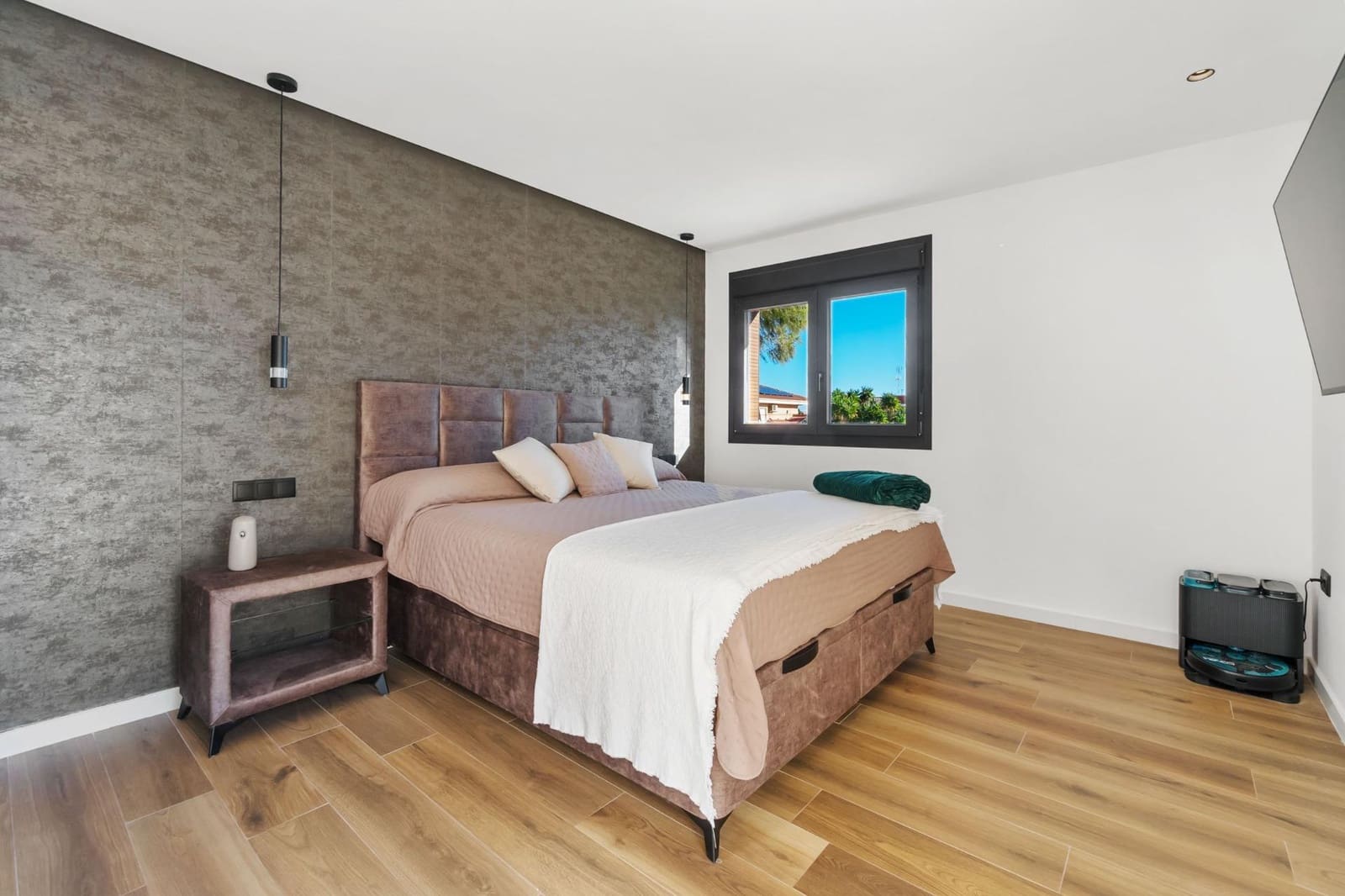 5 sovrum Villa till salu i Torrevieja med pool garage - 1 250 000 € (Ref: 8706992)