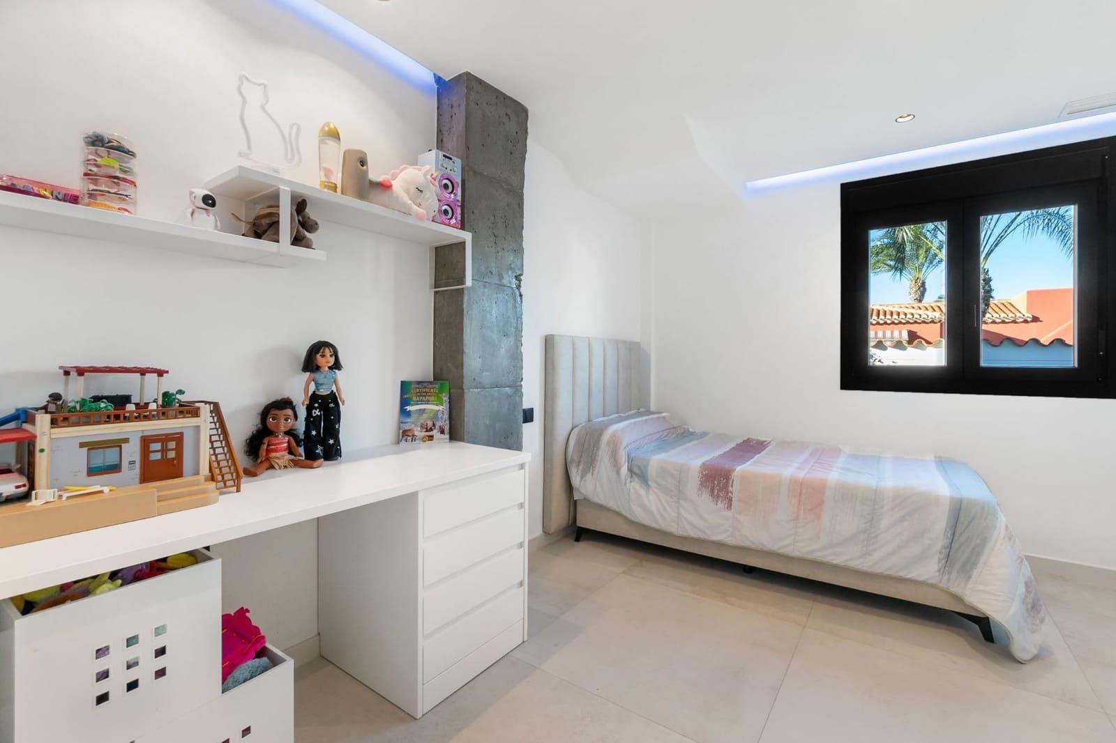 5 sovrum Villa till salu i Torrevieja med pool garage - 1 250 000 € (Ref: 8706992)