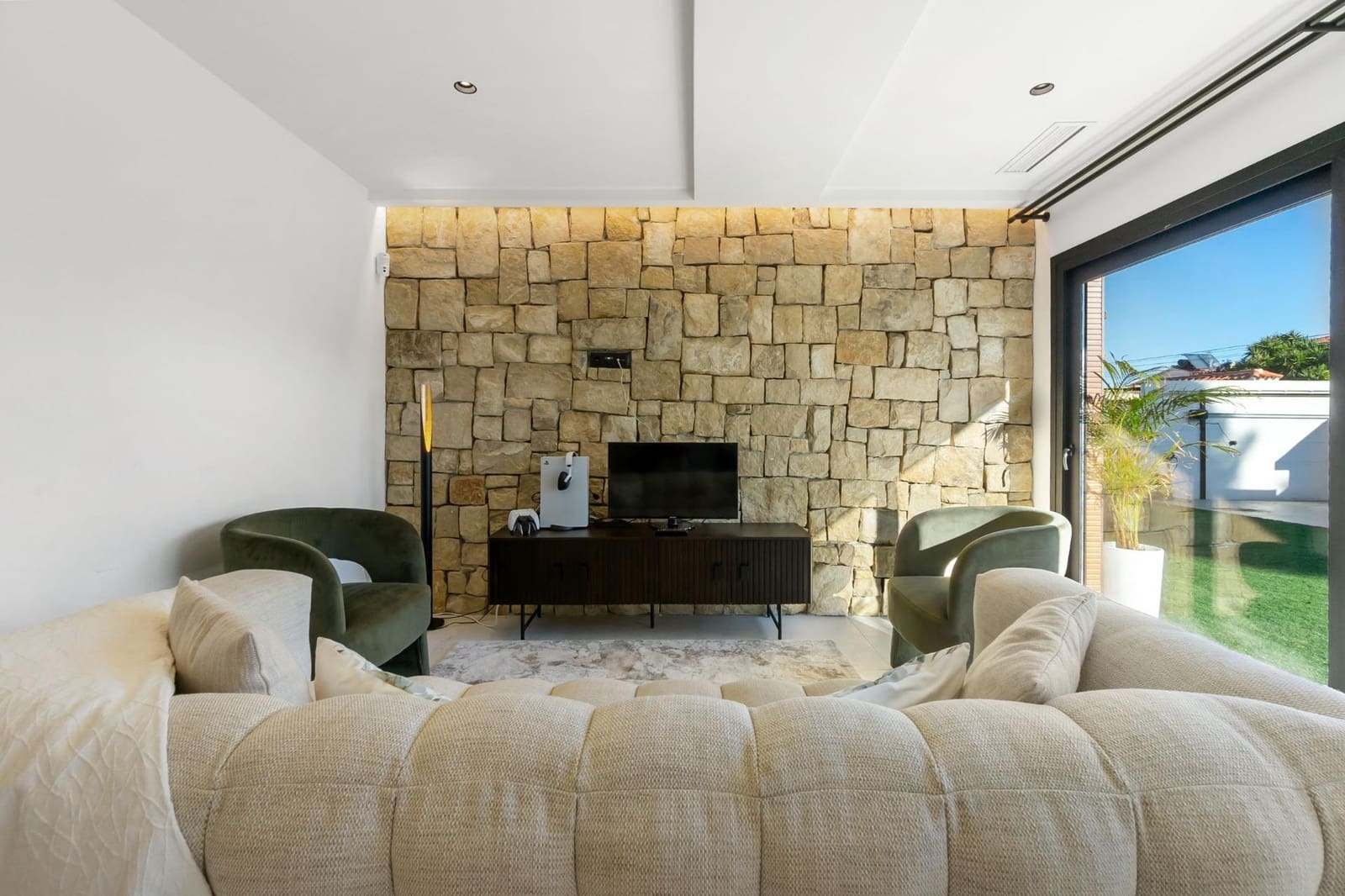 5 sovrum Villa till salu i Torrevieja med pool garage - 1 250 000 € (Ref: 8706992)