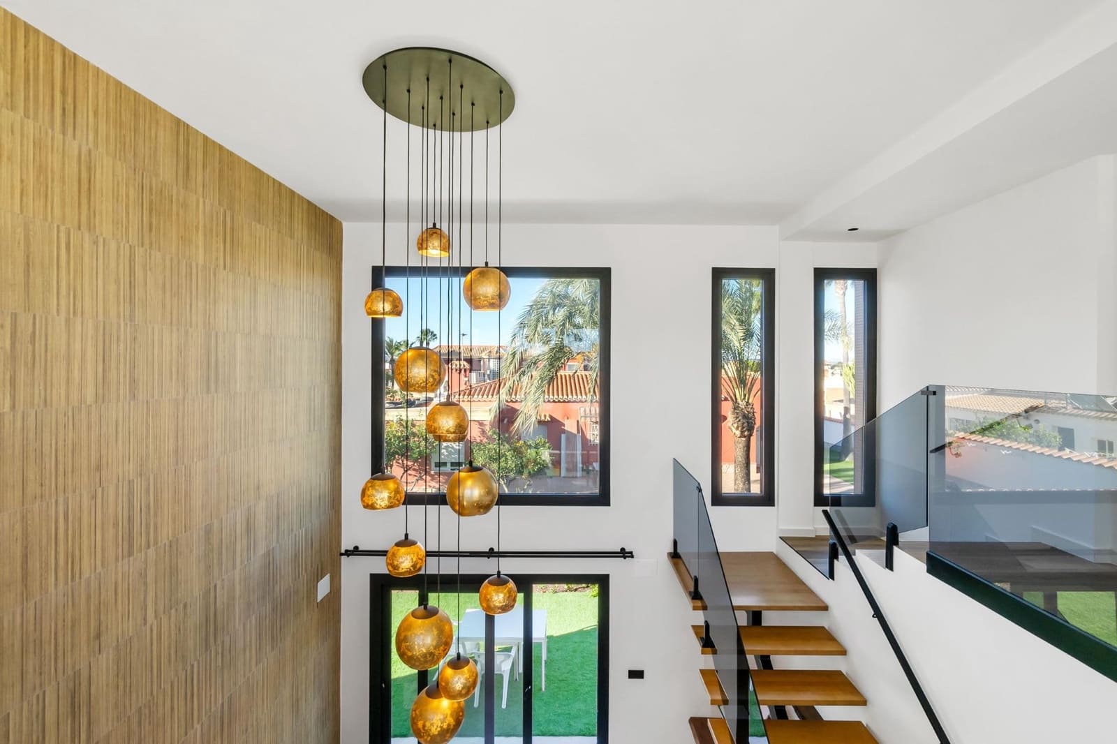 5 sovrum Villa till salu i Torrevieja med pool garage - 1 250 000 € (Ref: 8706992)