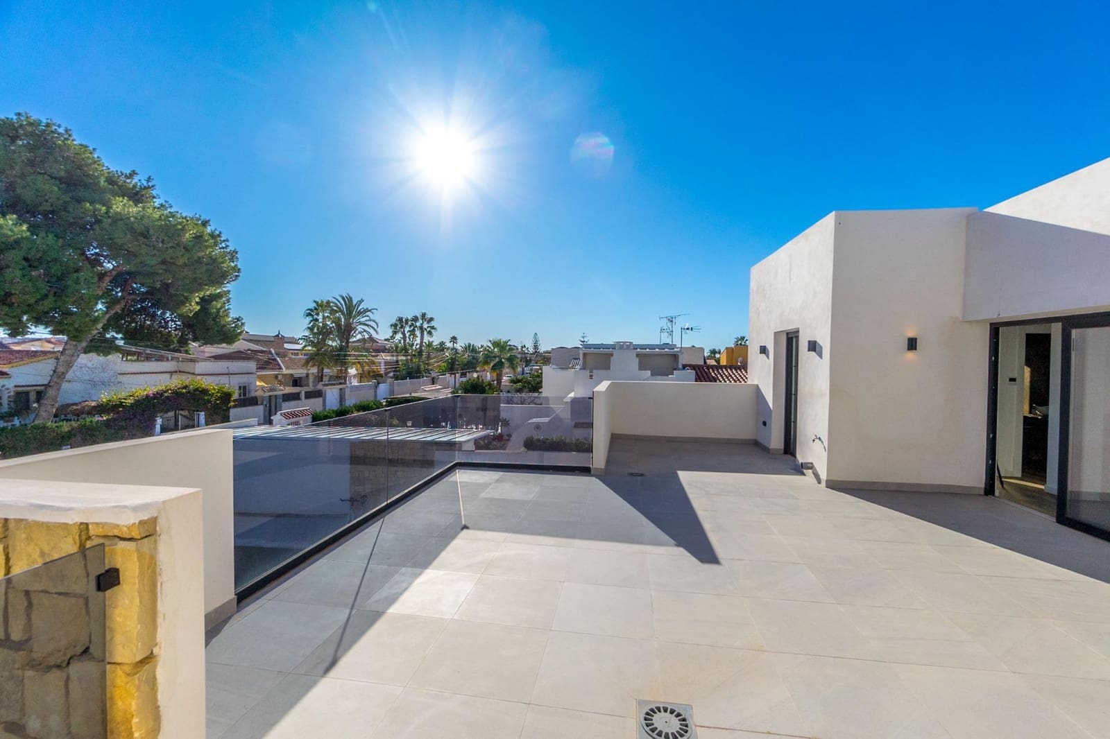 5 sovrum Villa till salu i Torrevieja med pool garage - 1 250 000 € (Ref: 8706992)