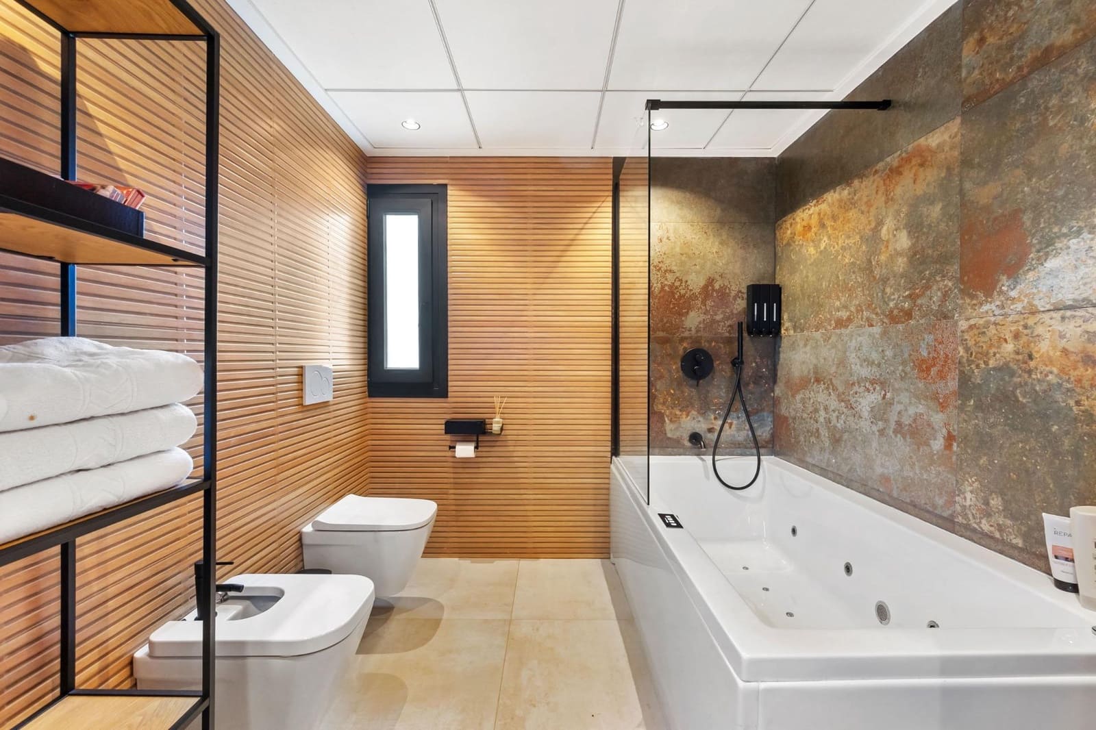 5 sovrum Villa till salu i Torrevieja med pool garage - 1 250 000 € (Ref: 8706992)