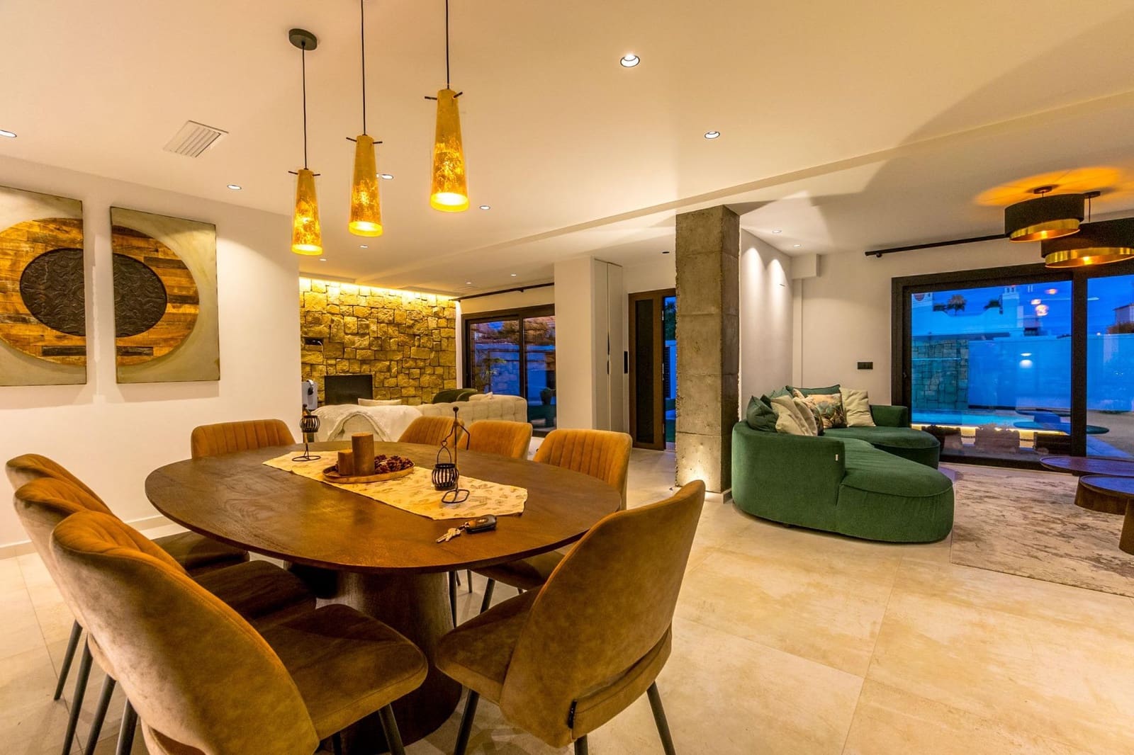 5 sovrum Villa till salu i Torrevieja med pool garage - 1 250 000 € (Ref: 8706992)