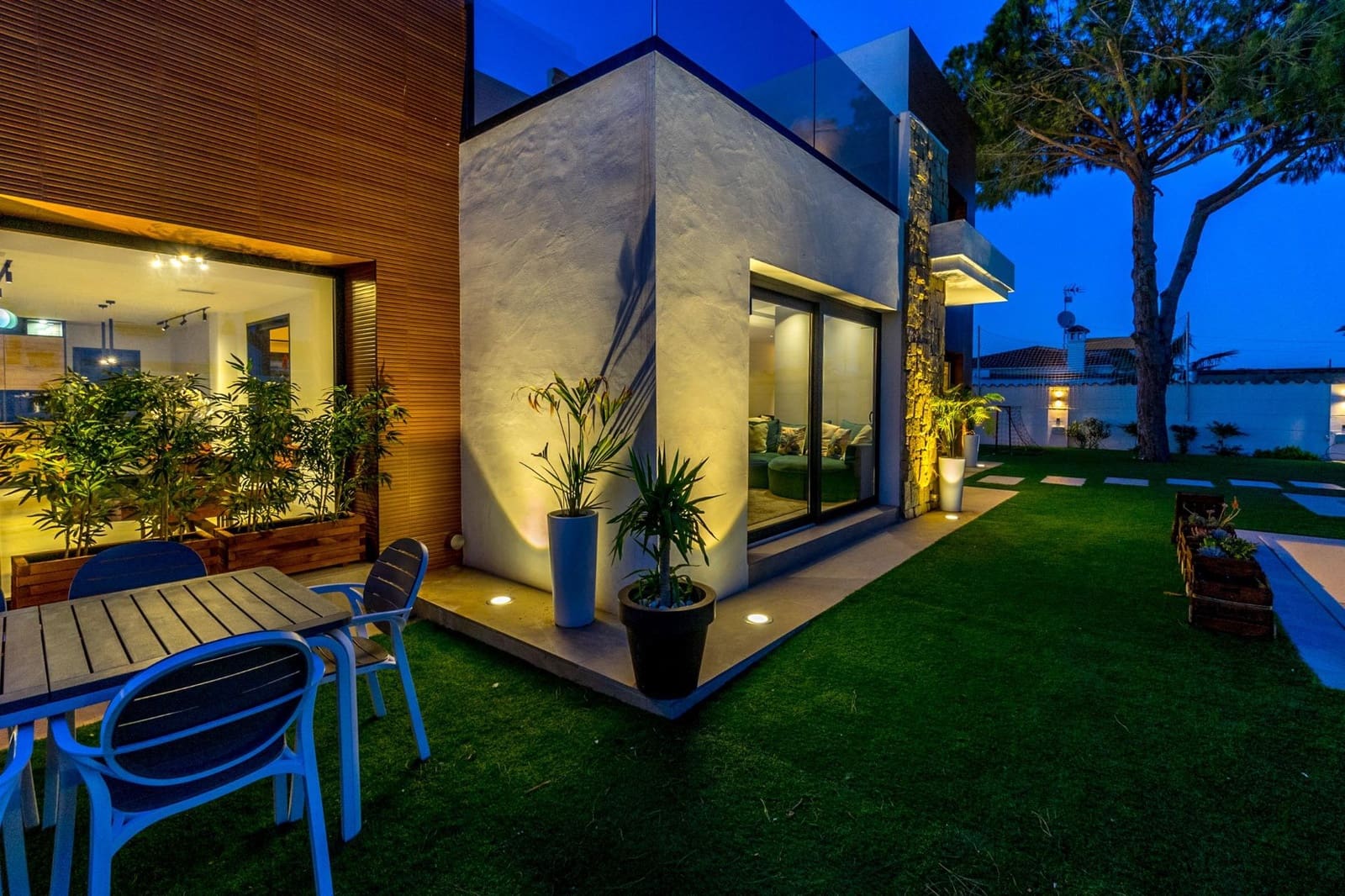 5 sovrum Villa till salu i Torrevieja med pool garage - 1 250 000 € (Ref: 8706992)