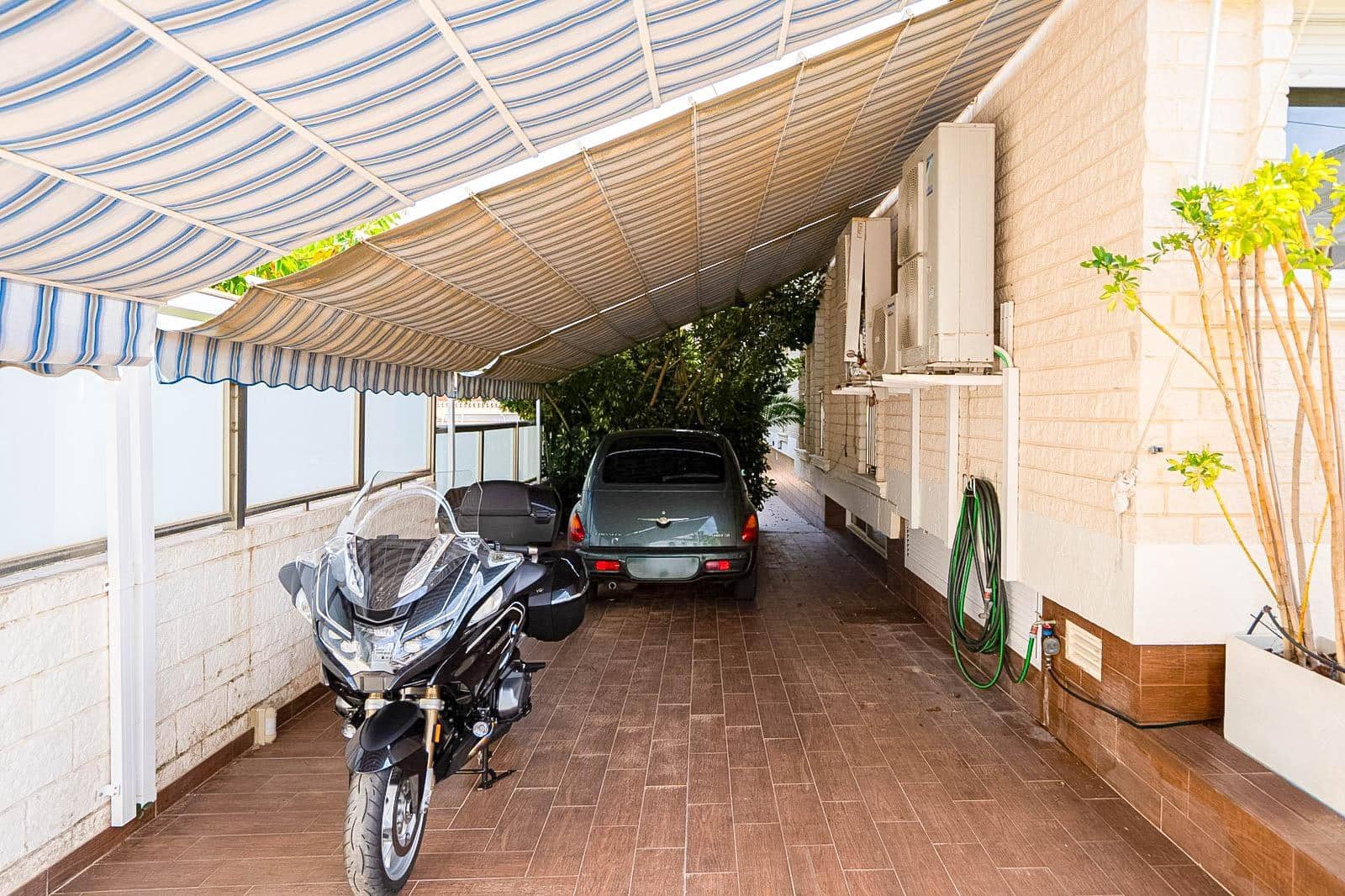 5 camera da letto Villa in vendita in La Mata con piscina - 1.170.000 € (Rif: 9100664)