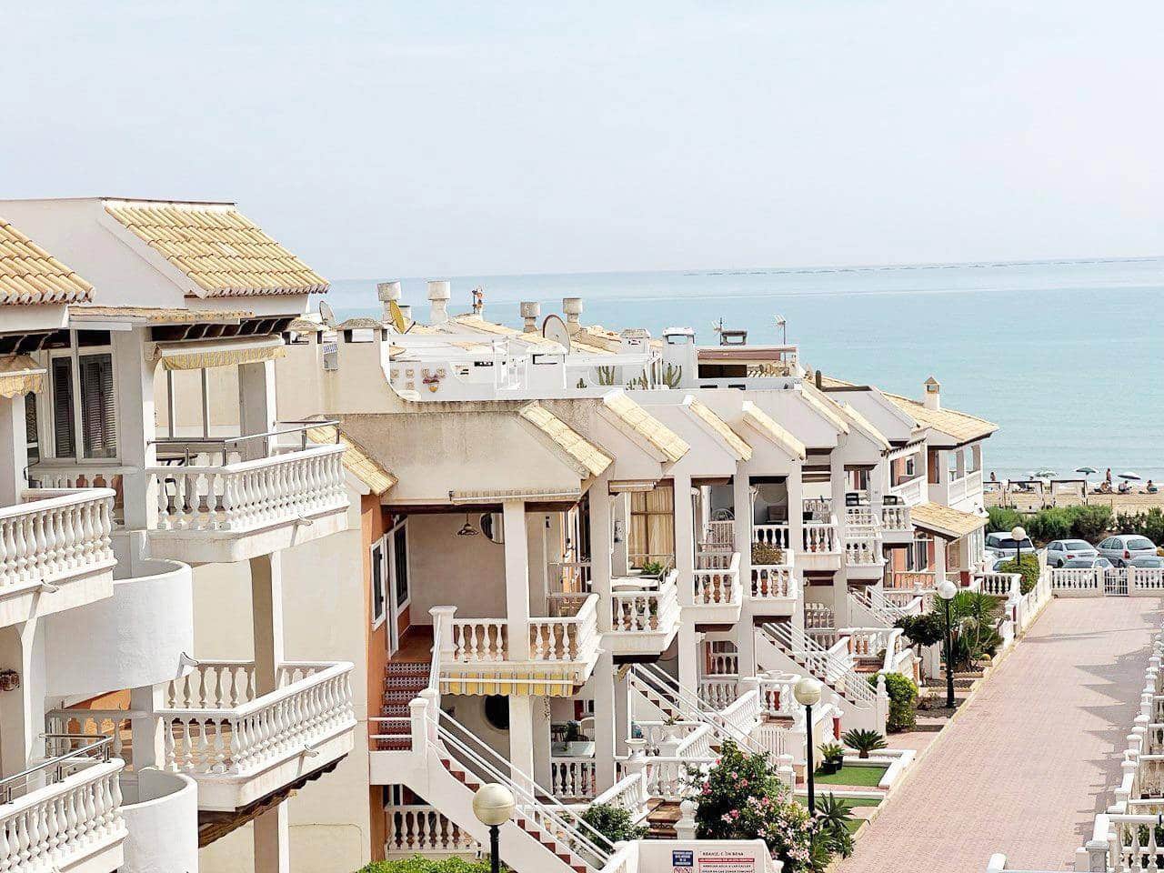 2 makuuhuone Huoneisto myytävänä paikassa Guardamar del Segura - 179 900 € (Ref: 9163666)