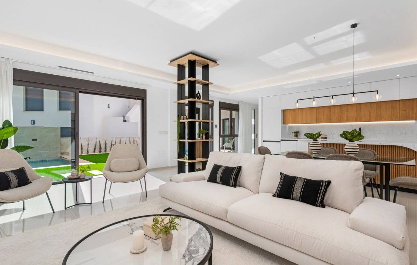 3 makuuhuone Huvila myytävänä paikassa Ciudad Quesada mukana 
autotalli - 765 230 € (Ref: 9185282)