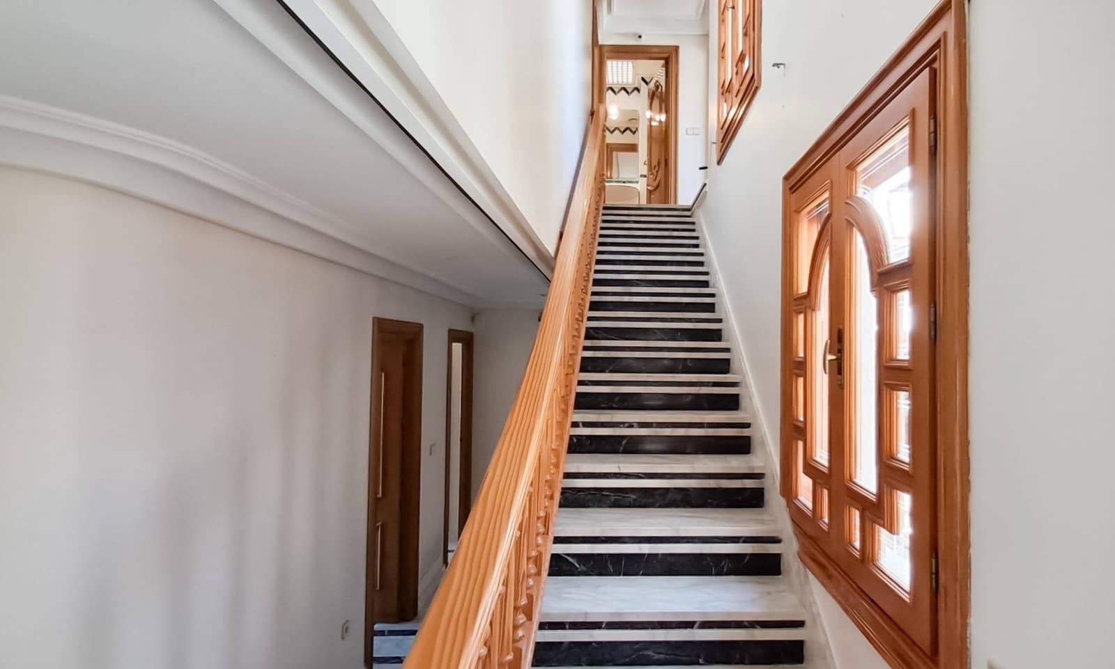 6 makuuhuone Kattohuoneisto myytävänä paikassa Lo Pagan - 414 000 € (Ref: 9206750)