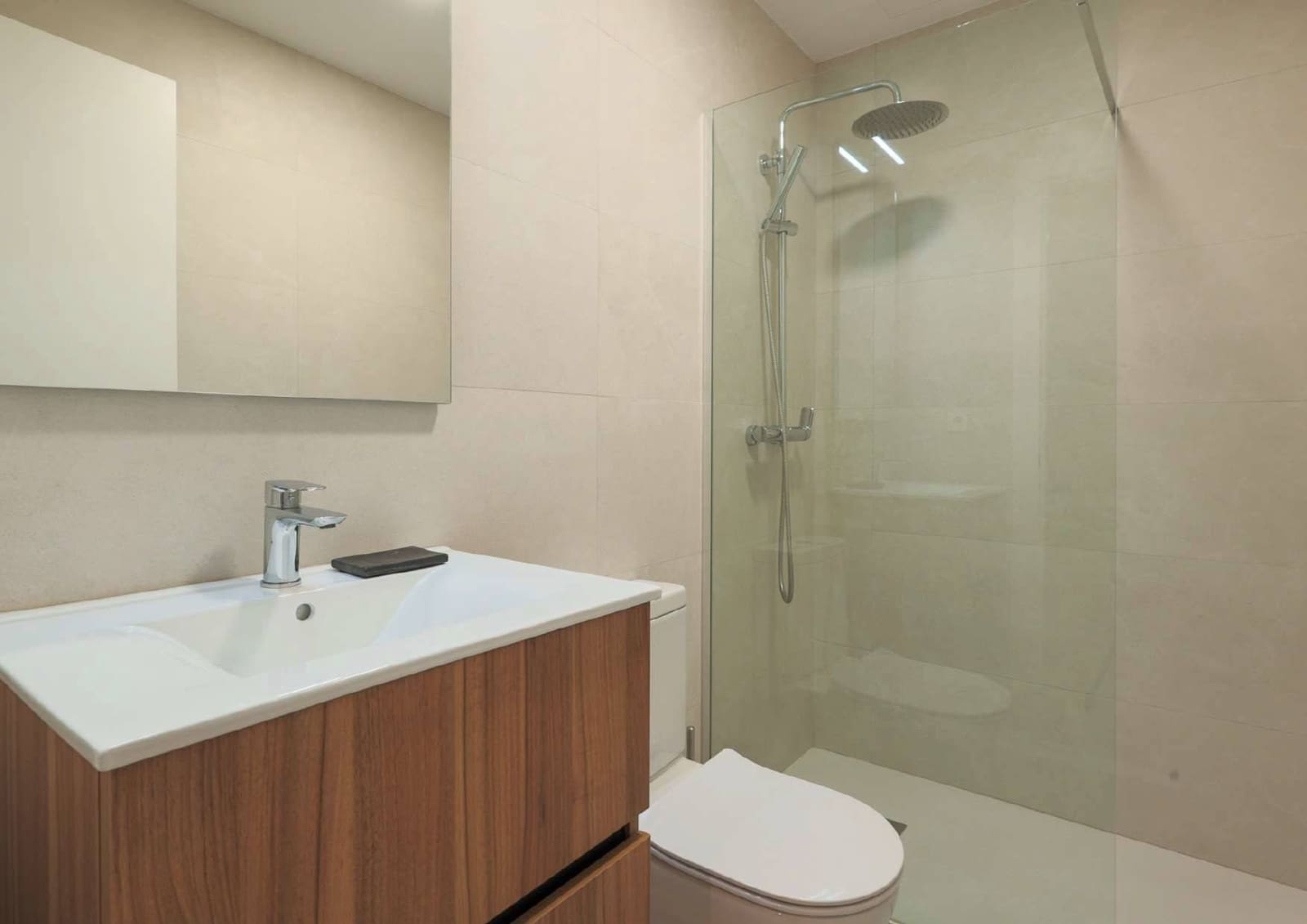 3 makuuhuone Huvila myytävänä paikassa Los Alcazares mukana uima-altaan - 555 000 € (Ref: 9248834)