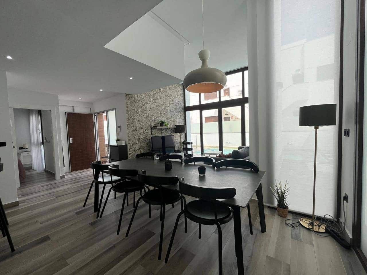 Chalet de 3 habitaciones en Los Balcones en venta con garaje - 479.000 € (Ref: 9342086)