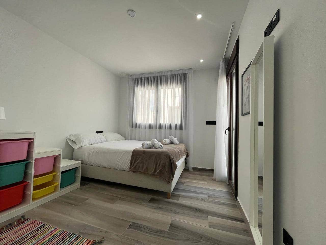 Chalet de 3 habitaciones en Los Balcones en venta con garaje - 479.000 € (Ref: 9342086)