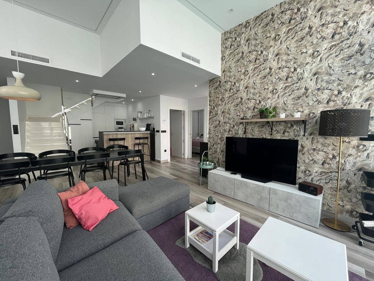 Chalet de 3 habitaciones en Los Balcones en venta con garaje - 479.000 € (Ref: 9342086)