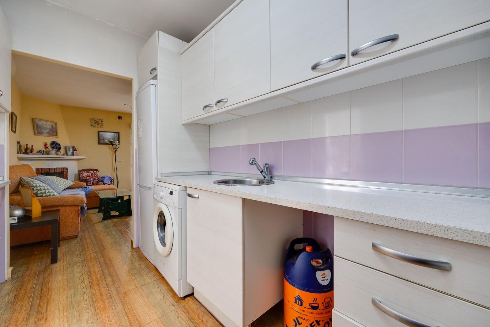 3 makuuhuone Huvila myytävänä paikassa Los Balcones mukana 
autotalli - 378 000 € (Ref: 9353570)