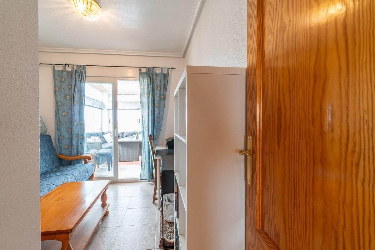 3 sovrum Takvåning till salu i Playa Flamenca med pool garage - 215 000 € (Ref: 9406695)