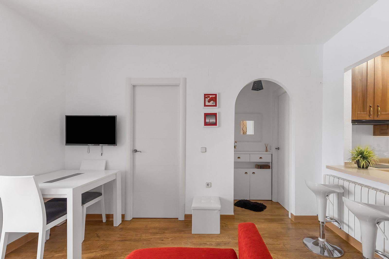 1 quarto Apartamento para venda em Torrevieja com piscina - 117 000 € (Ref: 9406704)