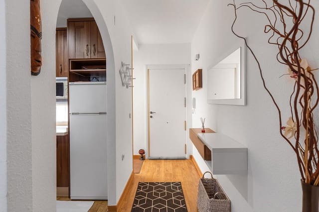 1 quarto Apartamento para venda em Centro, Torrevieja com piscina - 117 000 € (Ref: 9406704)