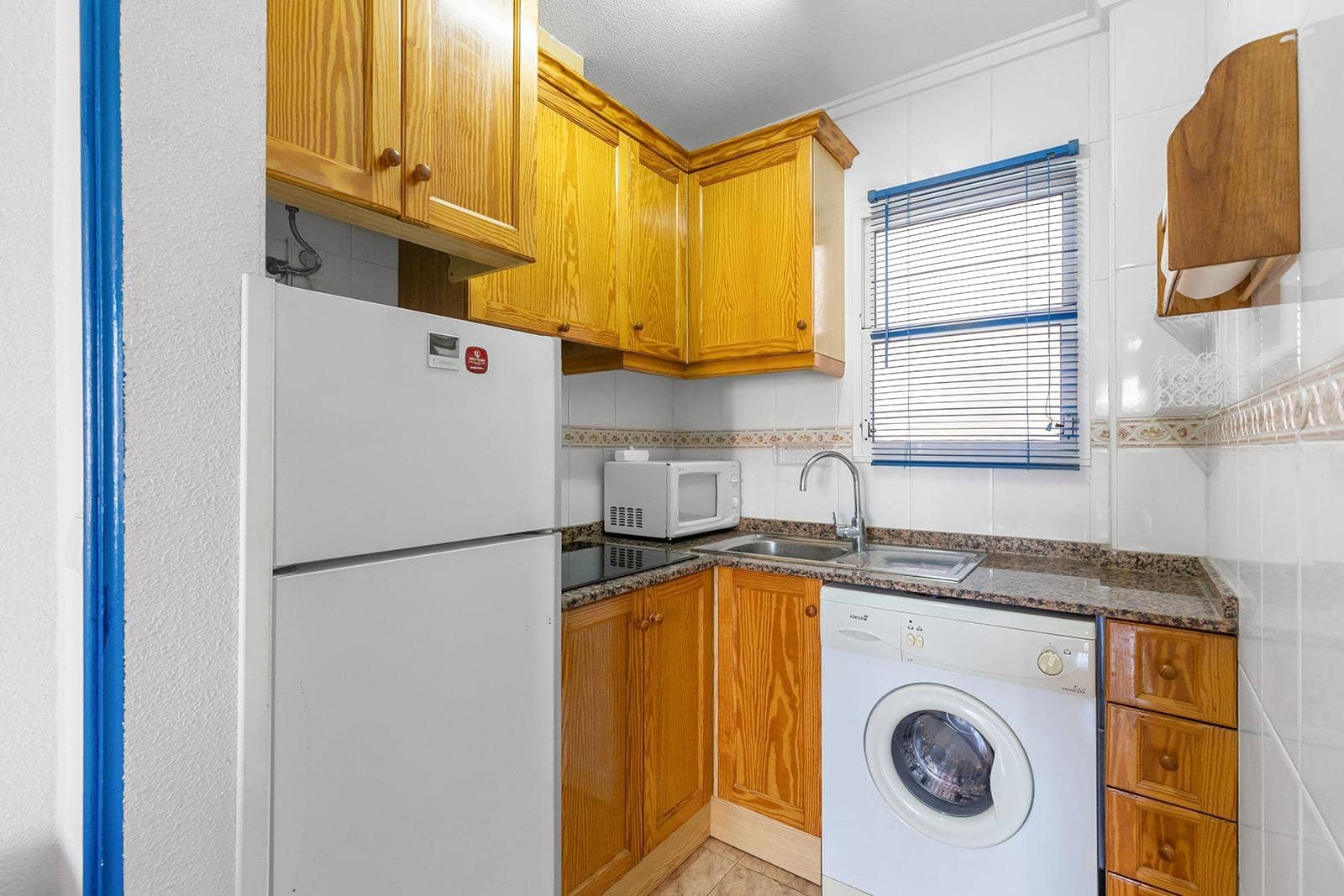 2 slaapkamer Appartement te koop in Torrevieja met zwembad - € 130.000 (Ref: 9408052)