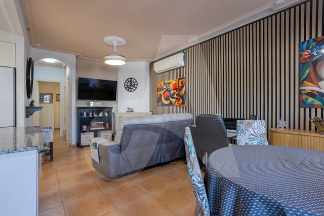 3 makuuhuone Huvila myytävänä paikassa Guardamar del Segura mukana uima-altaan - 255 000 € (Ref: 9419664)