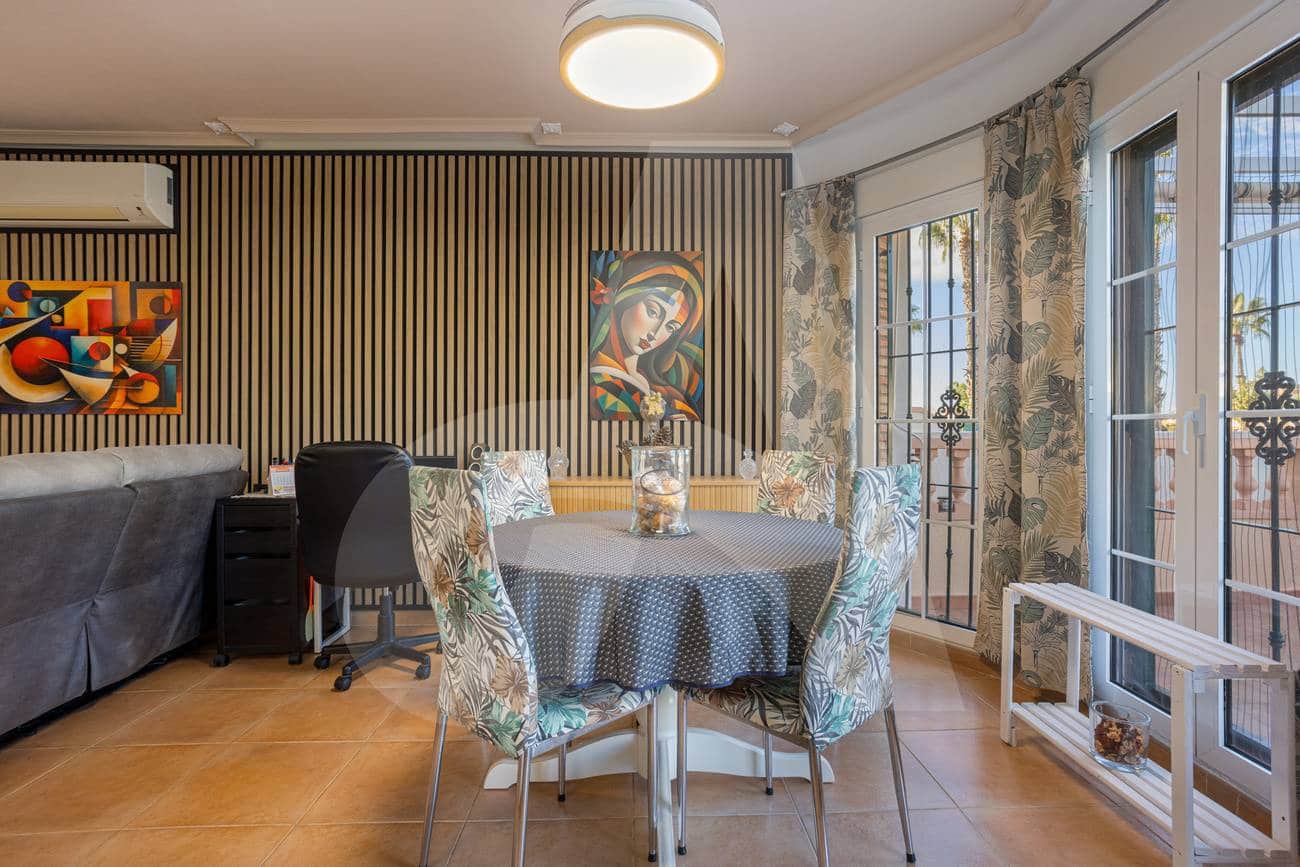 3 makuuhuone Huvila myytävänä paikassa Guardamar del Segura mukana uima-altaan - 255 000 € (Ref: 9419664)