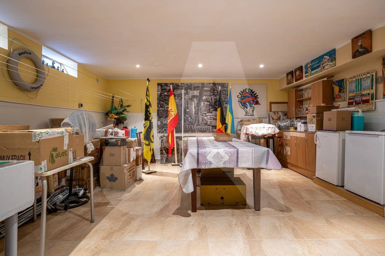 3 makuuhuone Huvila myytävänä paikassa Guardamar del Segura mukana uima-altaan - 255 000 € (Ref: 9419664)