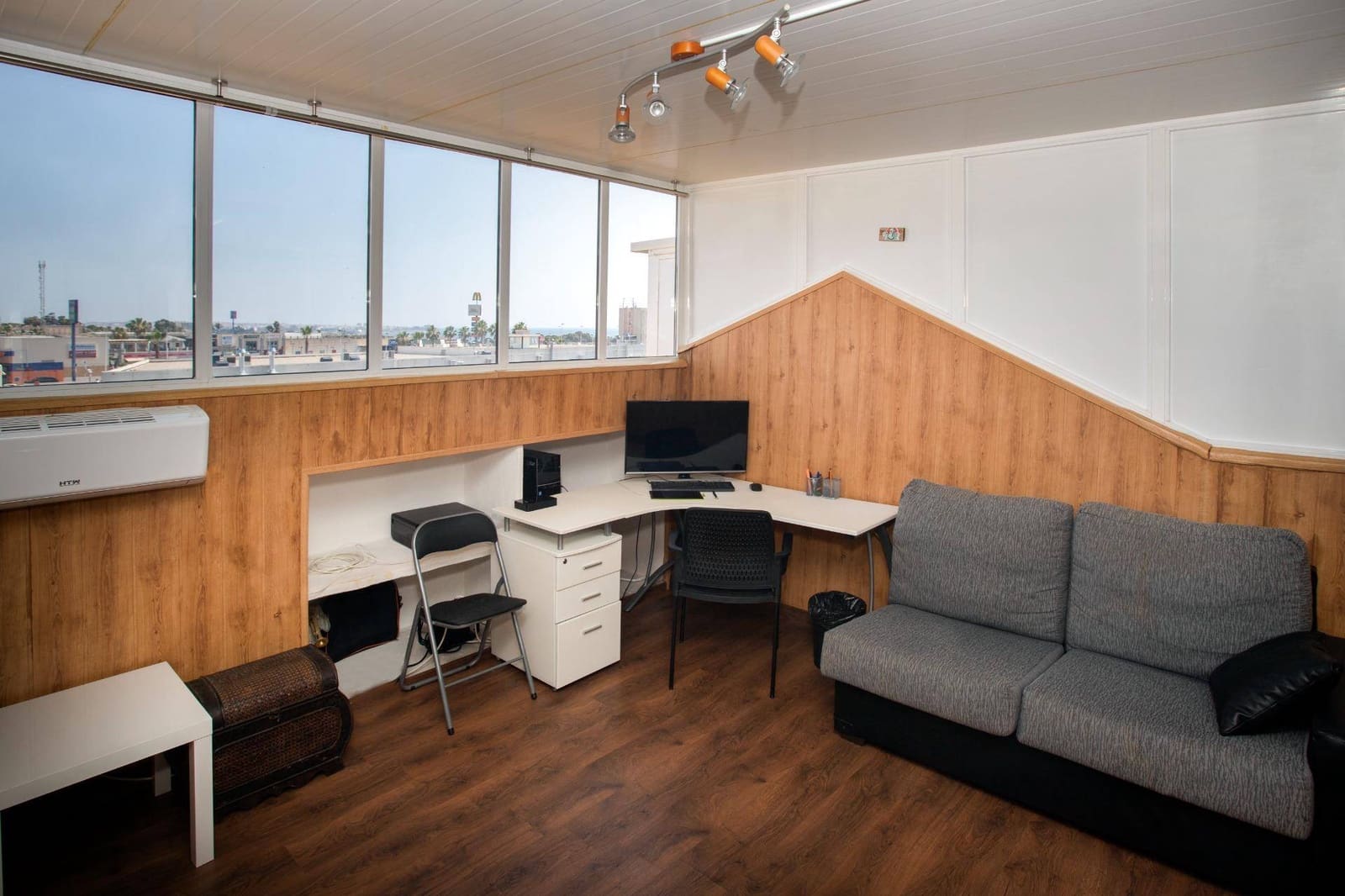 2 makuuhuone Bungalow myytävänä paikassa Orihuela Costa mukana uima-altaan - 188 000 € (Ref: 9419665)