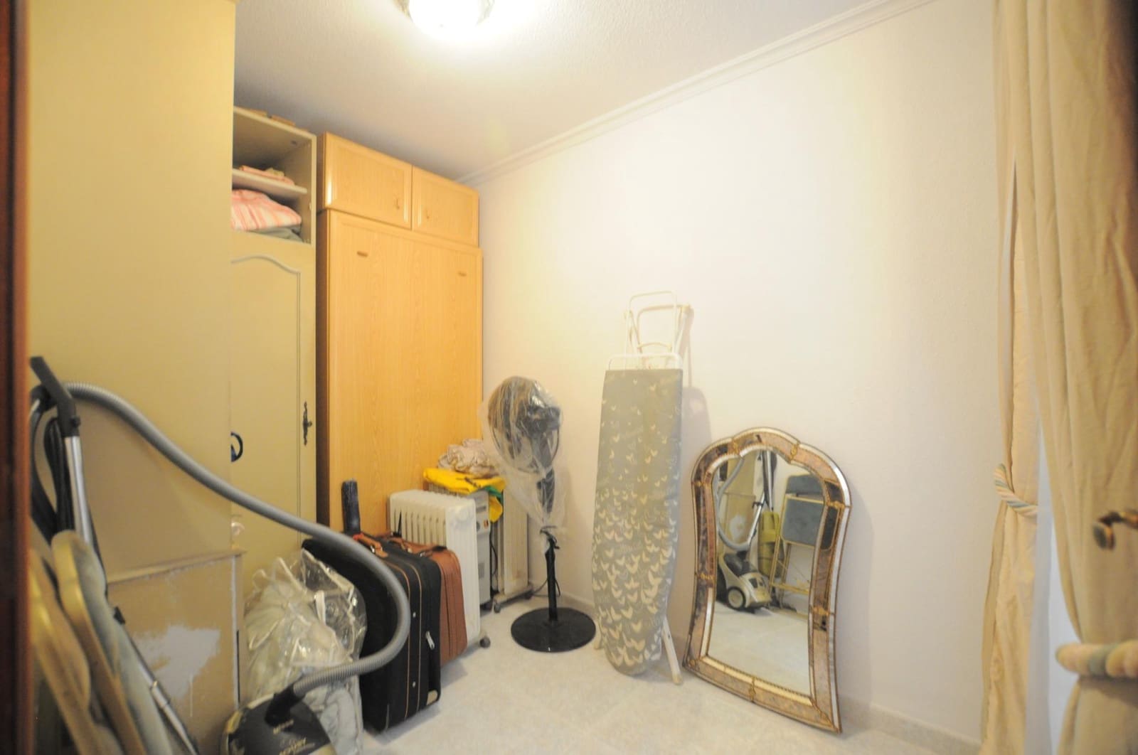 3 Zimmer Wohnung zu verkaufen in Torrevieja mit Garage - 150.000 € (Ref: 9441889)