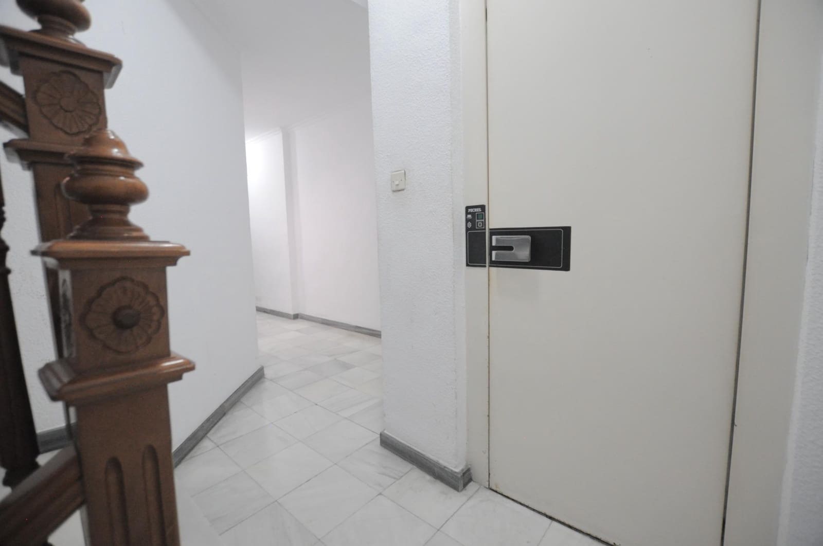 3 Zimmer Wohnung zu verkaufen in Torrevieja mit Garage - 150.000 € (Ref: 9441889)