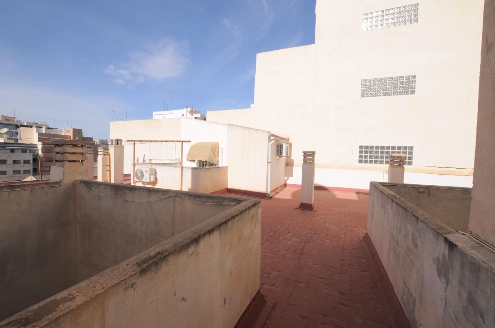 3 Zimmer Wohnung zu verkaufen in Torrevieja mit Garage - 150.000 € (Ref: 9441889)