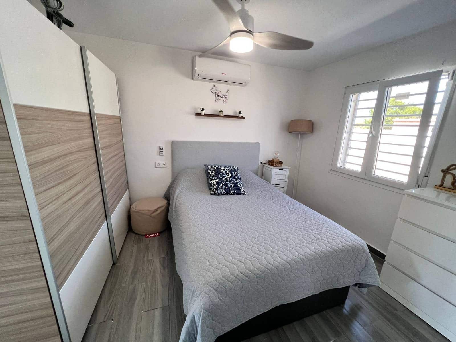 3 soveværelse Finca/Landehus til salg i La Hoya med swimmingpool - € 399.000 (Ref: 9450235)