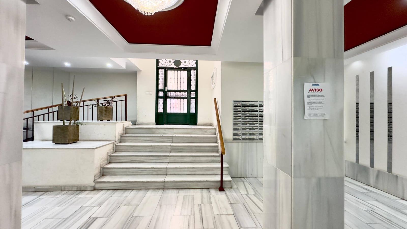 Apartamento de 2 habitaciones en Torrevieja en venta - 139.900 € (Ref: 9468623)