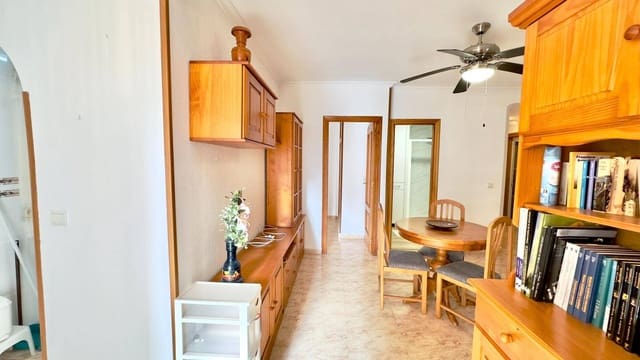 Apartamento de 2 habitaciones en Centro, Torrevieja en venta - 139.900 € (Ref: 9468623)