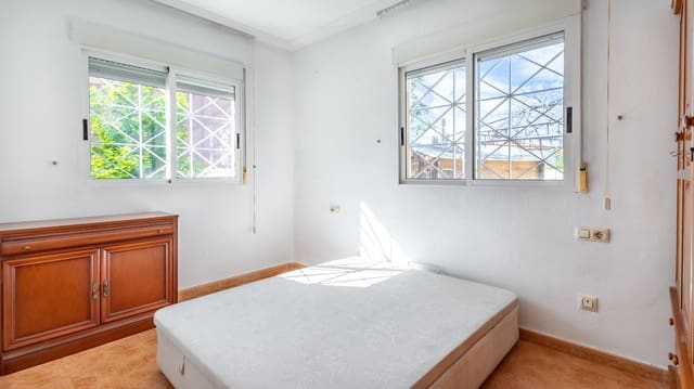 2 makuuhuone Huvila myytävänä paikassa El Chaparral - La Siesta - La Torreta, Torrevieja mukana uima-altaan - 235 000 € (Ref: 9533683)