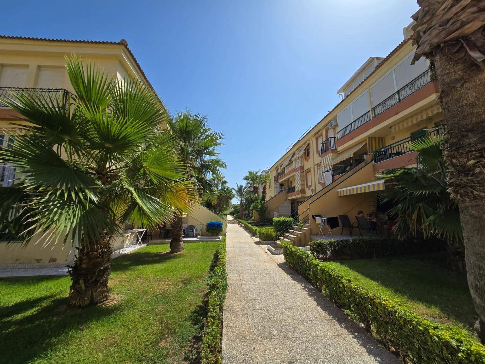 2 soverom Leilighet til salgs i Torrevieja - € 119 000 (Ref: 9533685)
