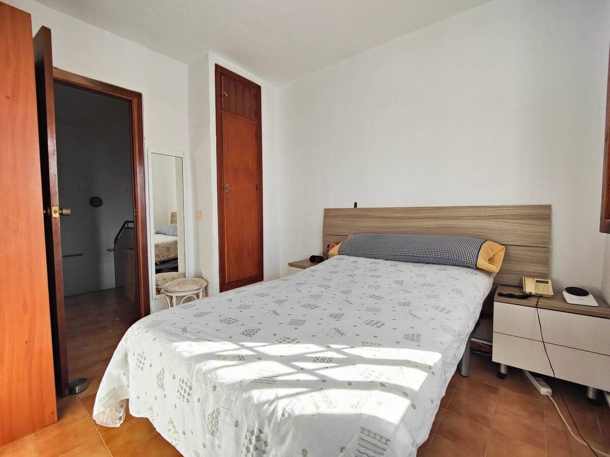 2 makuuhuone Omakotitalo myytävänä paikassa Torrevieja - 139 000 € (Ref: 9604940)