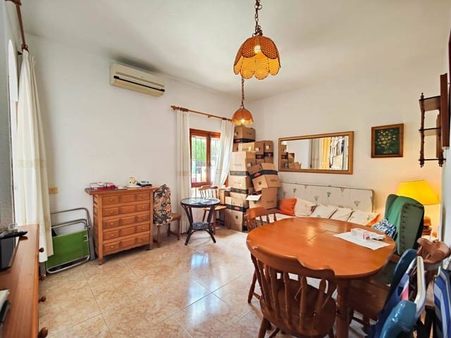 2 makuuhuone Omakotitalo myytävänä paikassa Playa del Cura, Torrevieja - 139 000 € (Ref: 9604940)