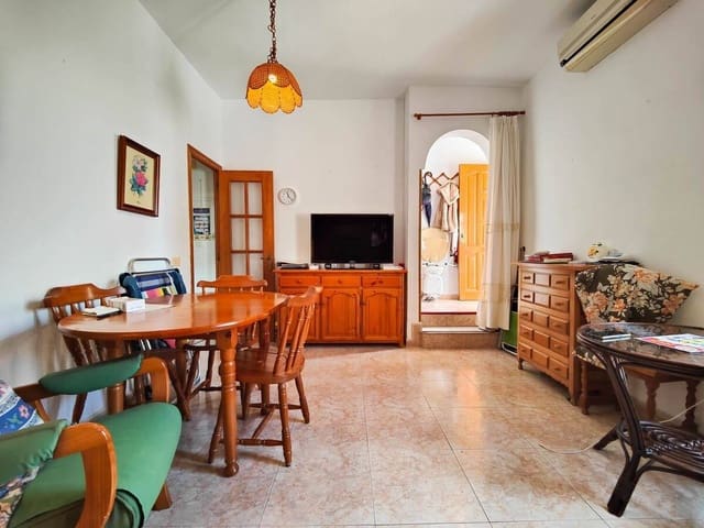 2 makuuhuone Omakotitalo myytävänä paikassa Playa del Cura, Torrevieja - 139 000 € (Ref: 9604940)