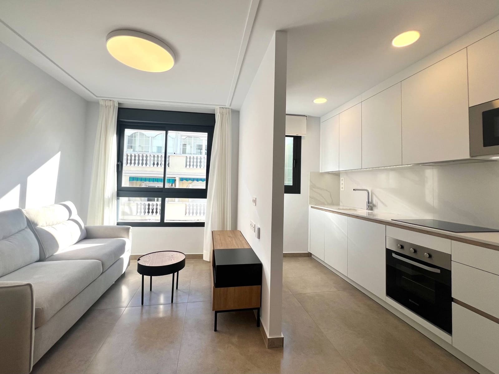 1 bedroom Apartment for sale in Torrevieja - € 219,000 (Ref: 9644972)