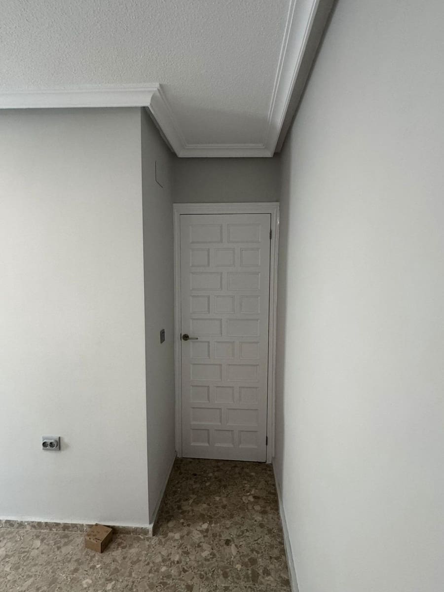 3 slaapkamer Appartement te koop in Torrevieja - € 259.900 (Ref: 9644975)