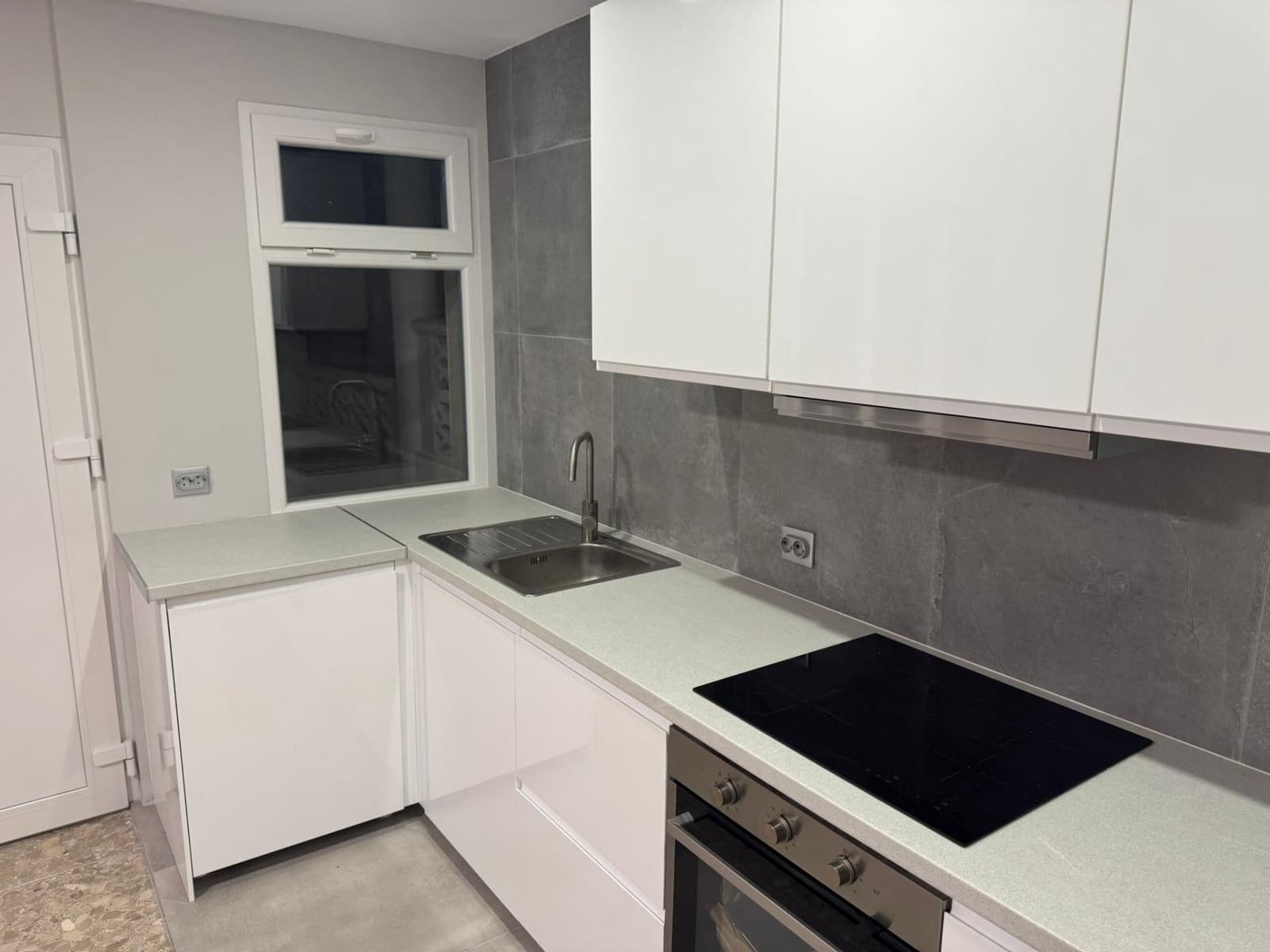 3 slaapkamer Appartement te koop in Torrevieja - € 259.900 (Ref: 9644975)