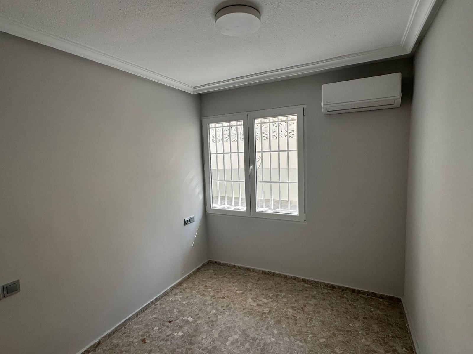 3 slaapkamer Appartement te koop in Torrevieja - € 259.900 (Ref: 9644975)