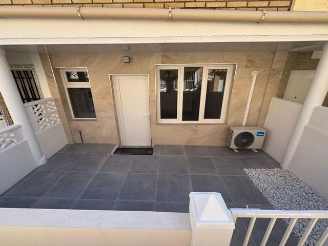 3 sypialnia Apartament na sprzedaż w Torrevieja - 259 900 € (Ref: 9644975)