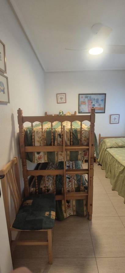 2 makuuhuone Huoneisto myytävänä paikassa Torrevieja - 165 000 € (Ref: 9648070)