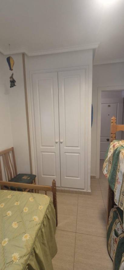 2 makuuhuone Huoneisto myytävänä paikassa Torrevieja - 165 000 € (Ref: 9648070)